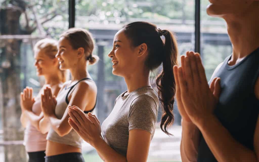 Yoga für Jugendliche Neptunbad Köln Yogakurs